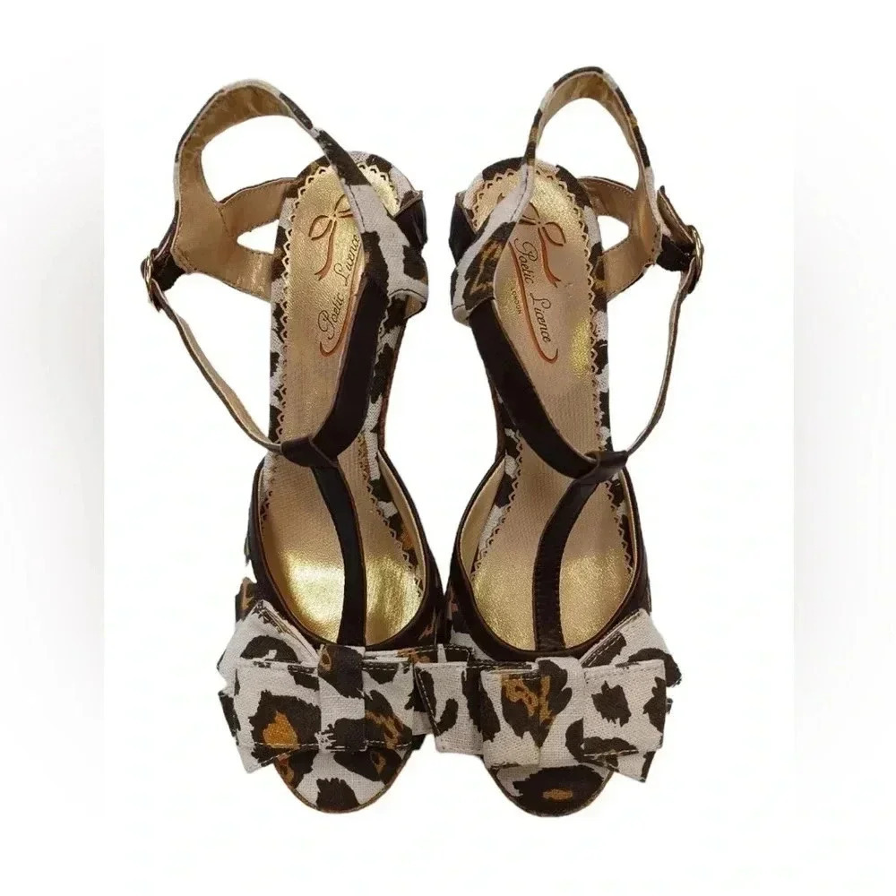 Poetic Licence Behave Yourself Animal Canvas T Strap Wedge Peep Toe Size 39.5